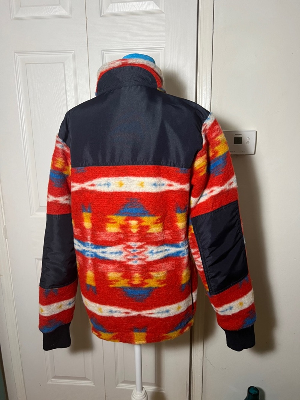 EAT DUST Cali Hunter Jacket Men’s medium Aztec - Picture 5 of 8